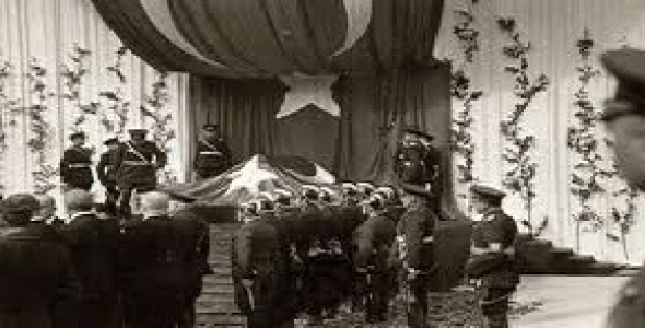 Atatürk'ün Ölümü ve İsmet İnönü'nün Cumhurbaşkanı Seçilmesi